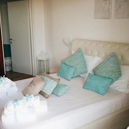 Le Home B&B Lecce Bagian luar foto