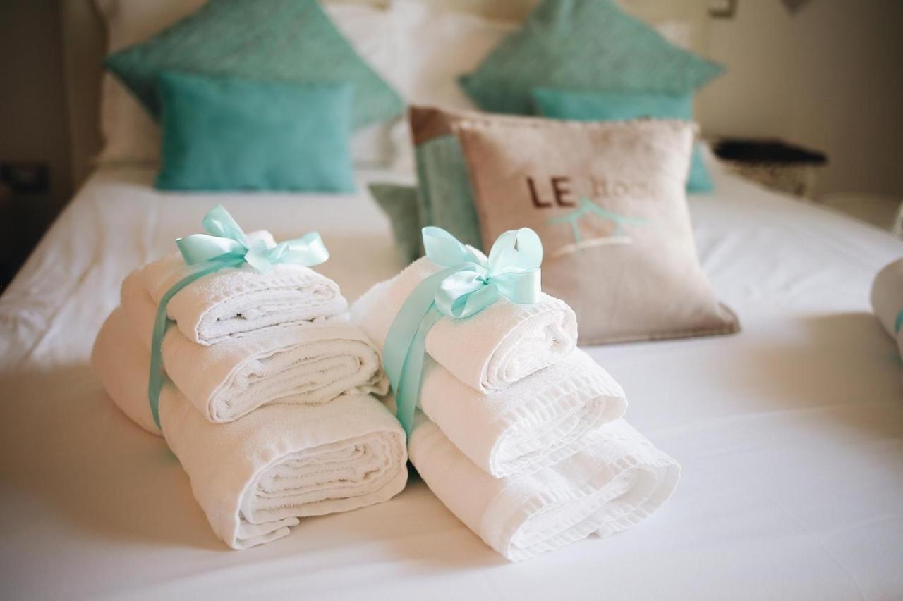 Le Home Rooms Lecce Bagian luar foto